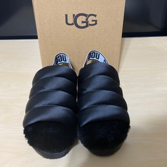 UGG Shoes - Last Pair!!!!! Women’s Ugg Puff Yeah NWT